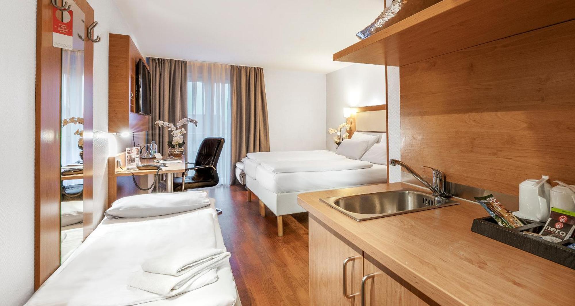 Plaza Inn Heilbronn Ngoại thất bức ảnh