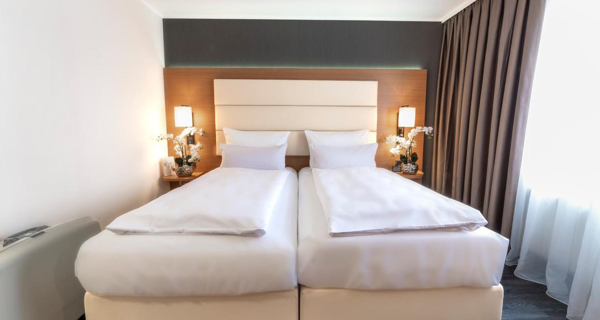 Plaza Inn Heilbronn Ngoại thất bức ảnh