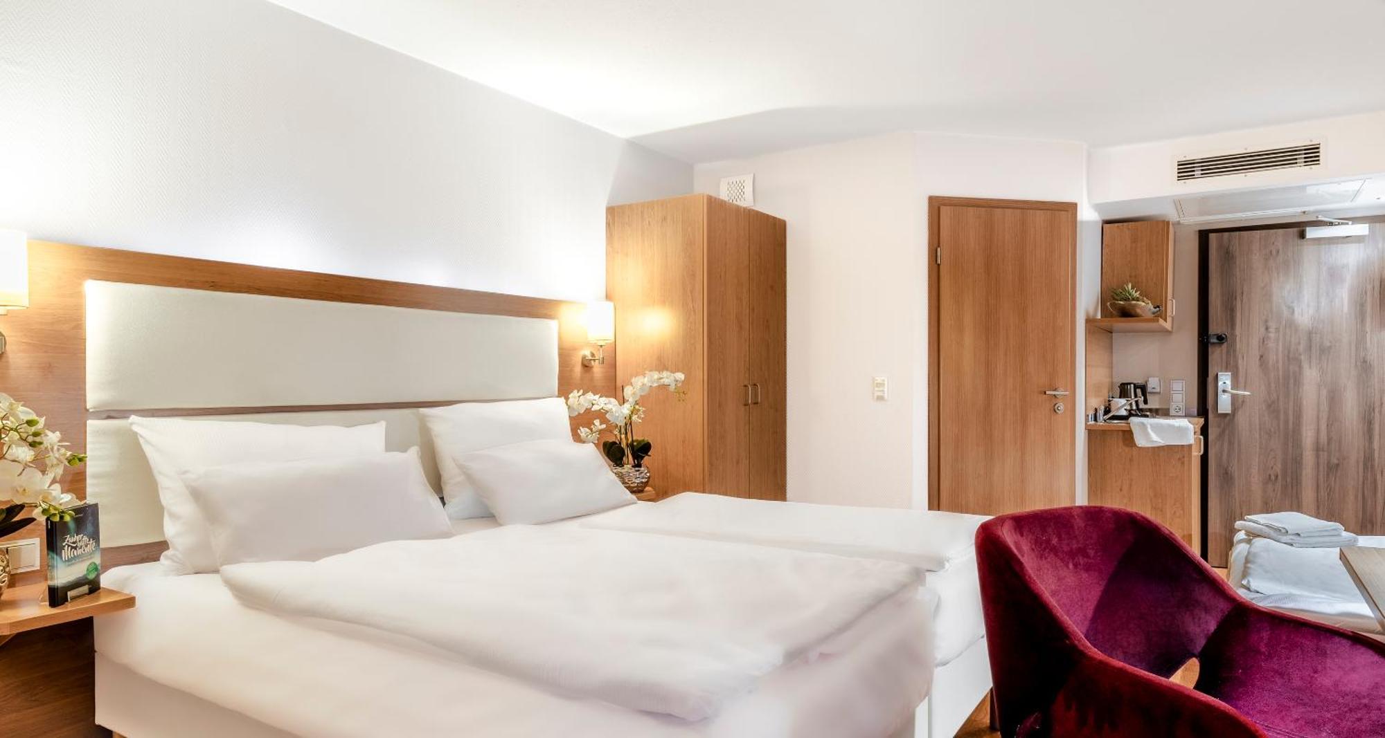 Plaza Inn Heilbronn Ngoại thất bức ảnh
