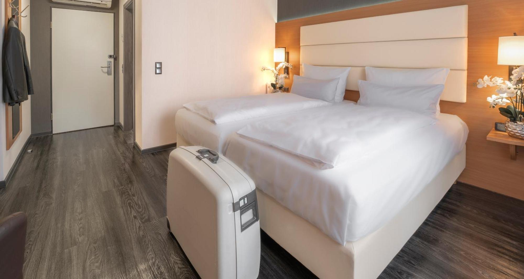 Plaza Inn Heilbronn Ngoại thất bức ảnh